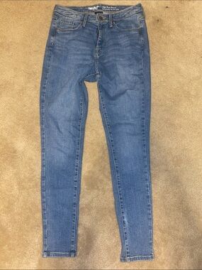 MOSSIMO HIGH RISE SKINNY JEANS